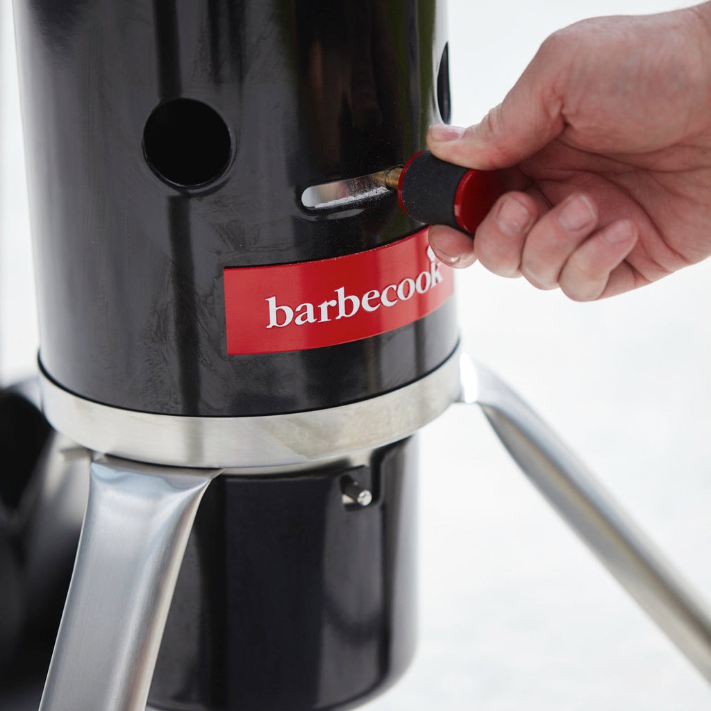 Lighting your barbecue in a safe, simple and quick way: the QuickStart® system