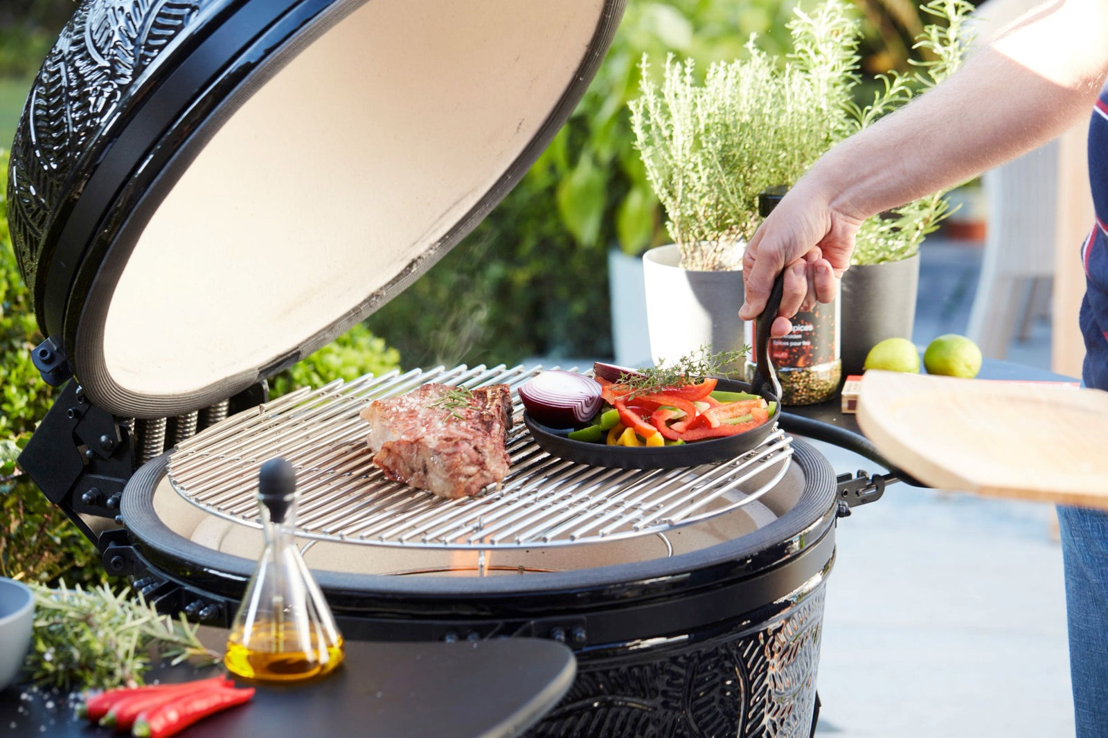 Surrender to Barbecook's Kamal kamado BBQ, your new favorite barbecue