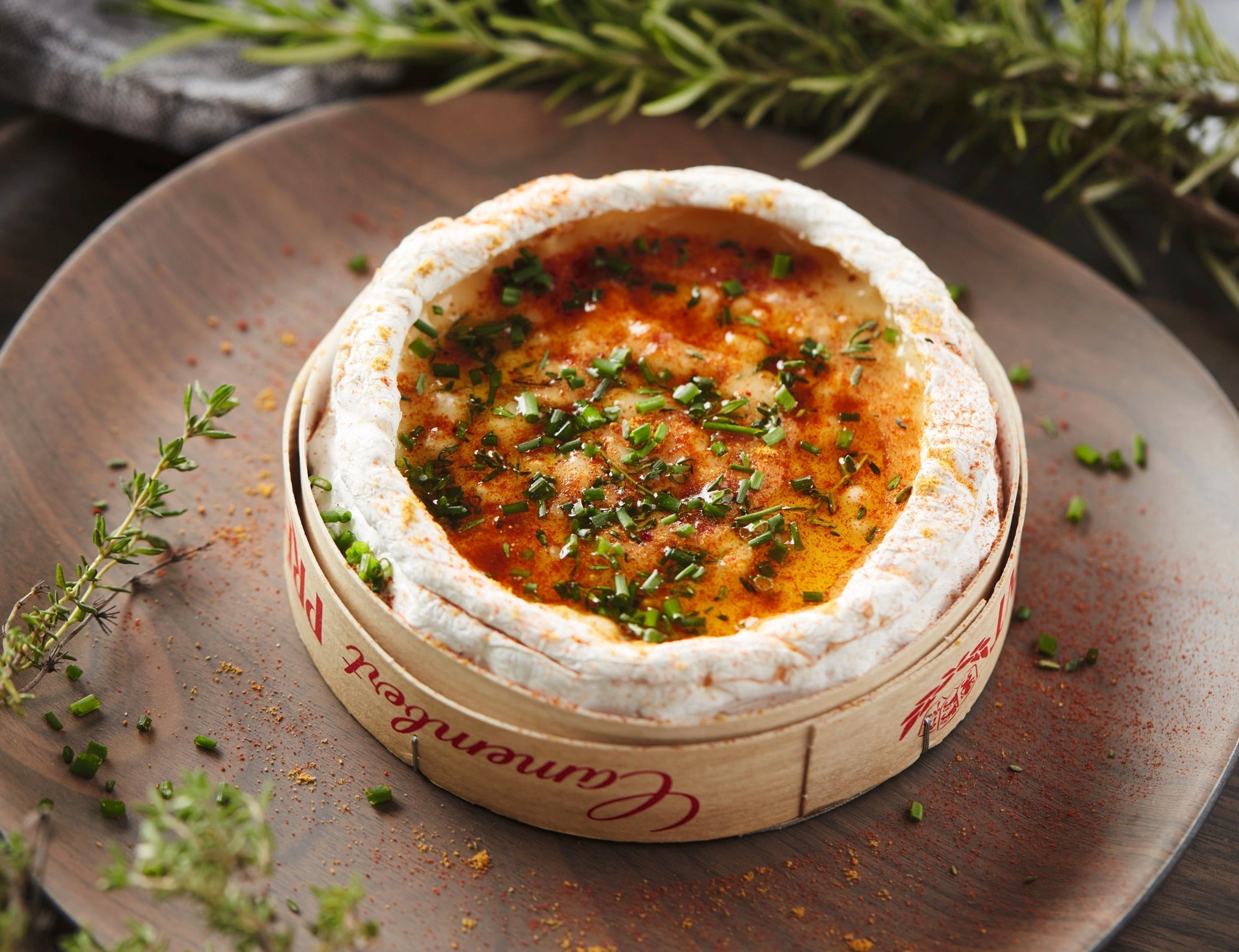Deliciously spiced camembert on the BBQ – Barbecook
