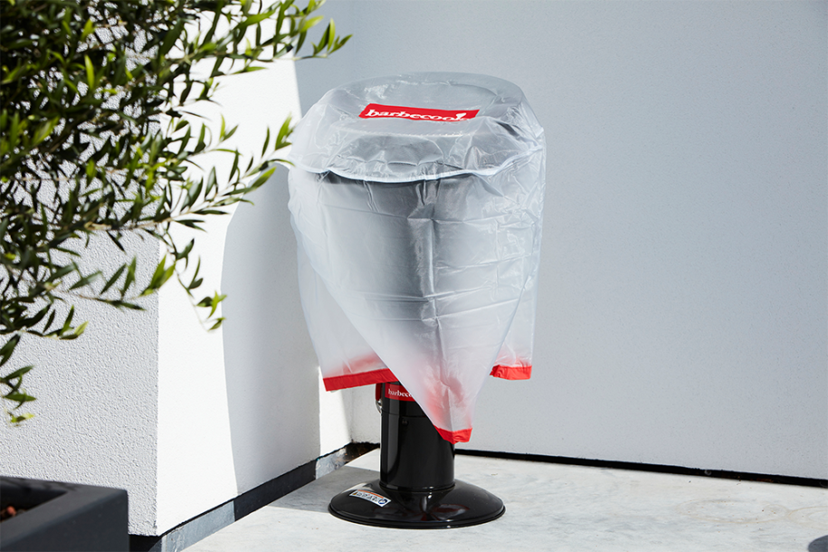 Houtskoolbarbecue hoes doorzichtig